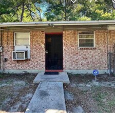 Building Photo - 7224 Rutledge Pearson Dr