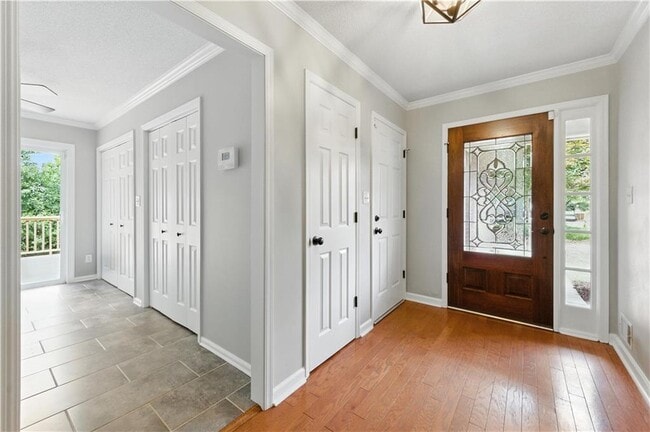 Building Photo - 1091 Colony Dr