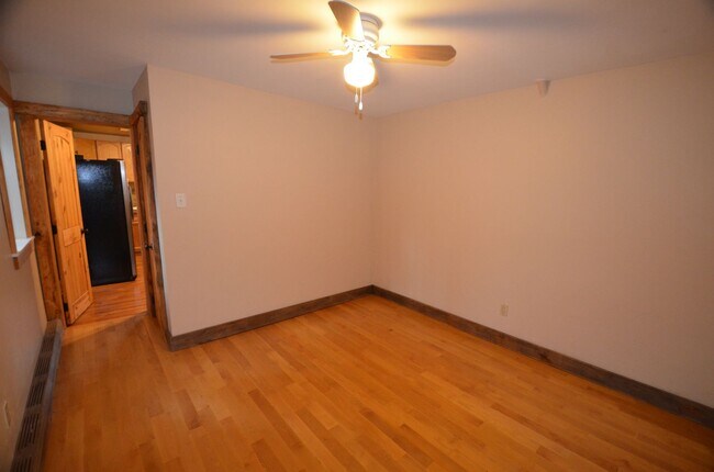 Foto del edificio - 471 High Point Dr
