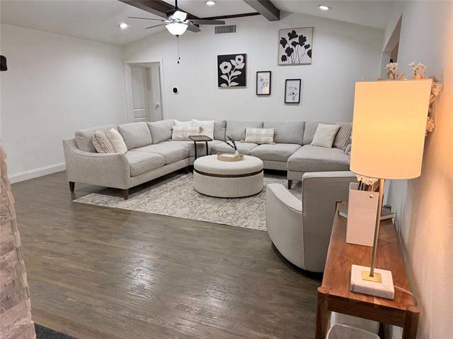 Building Photo - 1504 Summertree Ct