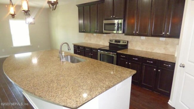 Foto del edificio - 5 bedroom in Yulee FL 32097