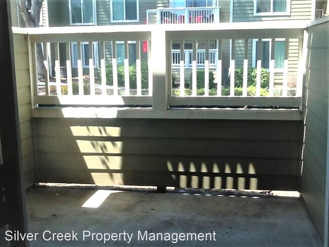 Building Photo - 1 br, 1 bath House - 105 Reflections Dr. #18
