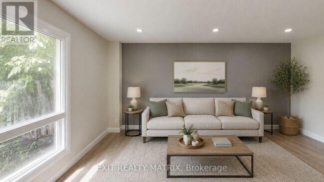 Building Photo - 408 Miranda Private