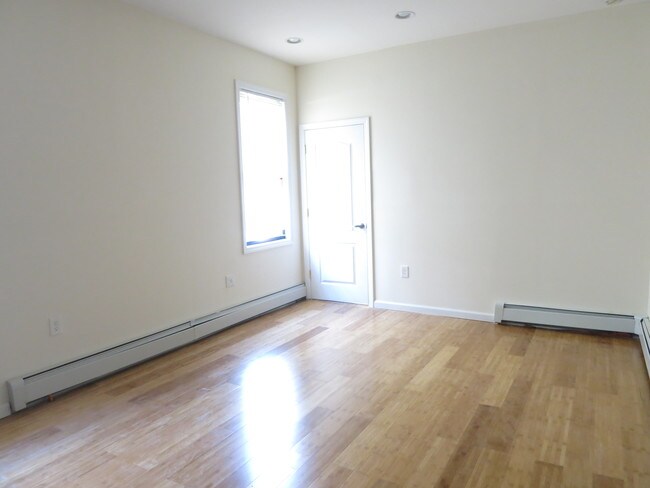 Building Photo - 2410 Butler Pl