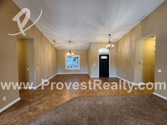 Foto del edificio - RARE 4 Bed, 3 Bath Apple Valley Home(+ Bon...