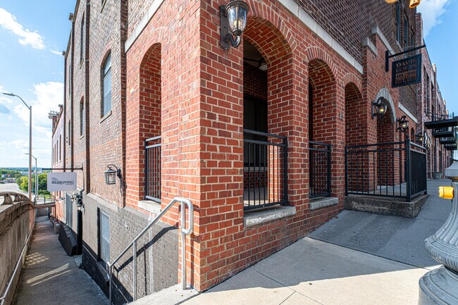 Foto del edificio - 126 McCammon Ave