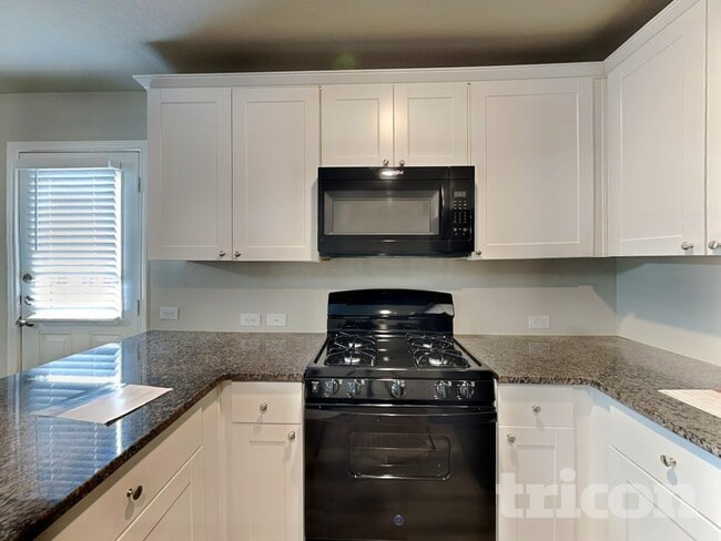 Building Photo - 6542 Augustus Magee