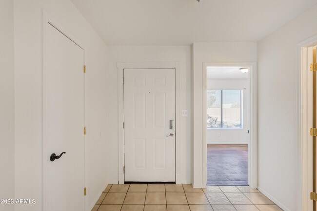 Foto del edificio - 4147 Calle Barona