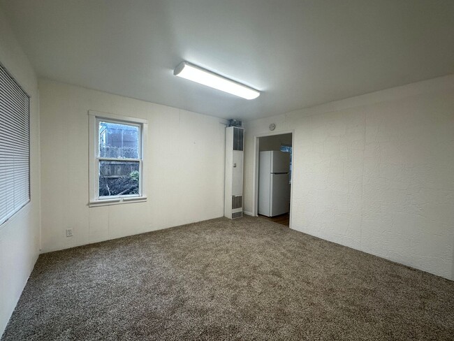 Foto del edificio - 2 Bedroom 1 Bath House in SE Portland!