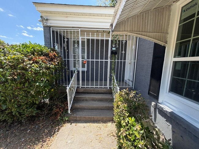 Foto del edificio - 1843 Somerset Ave