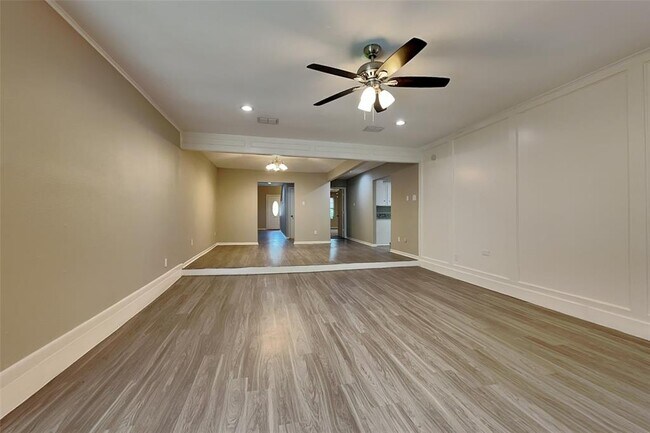 Foto del edificio - 2318 Turtle Creek Dr