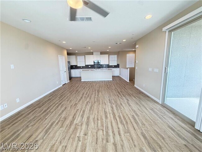 Foto del edificio - 1741 N Desert Foothills Dr