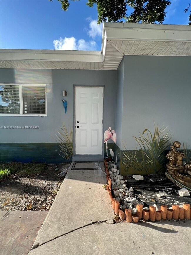 Foto del edificio - 1509 N Andrews Ave