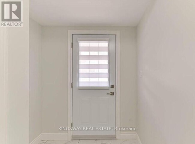 Photo du bâtiment - 616 Linden Dr