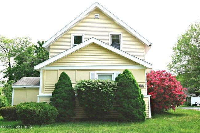 Building Photo - 1 Linden Ave