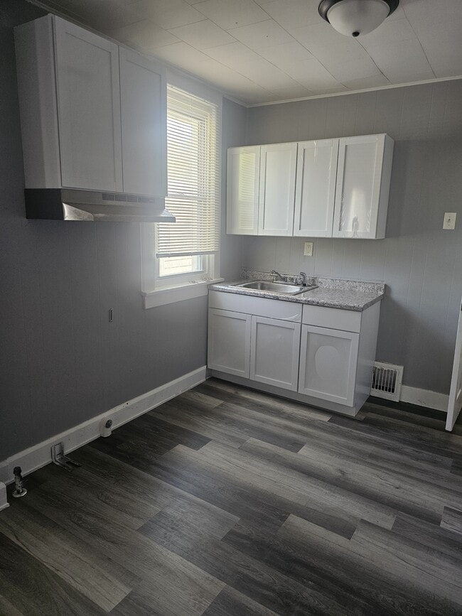 Building Photo - 5637 Hodiamont Ave