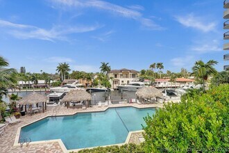 Building Photo - 1361 S Ocean Blvd