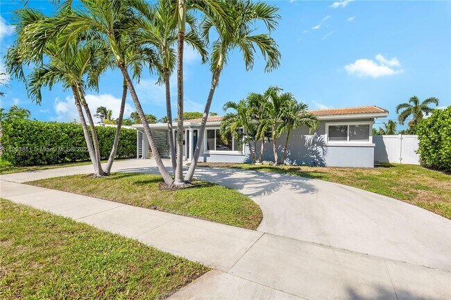 Foto del edificio - 921 SE 13th Ct