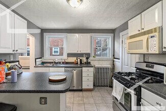 Building Photo - 89 Colborne Rd