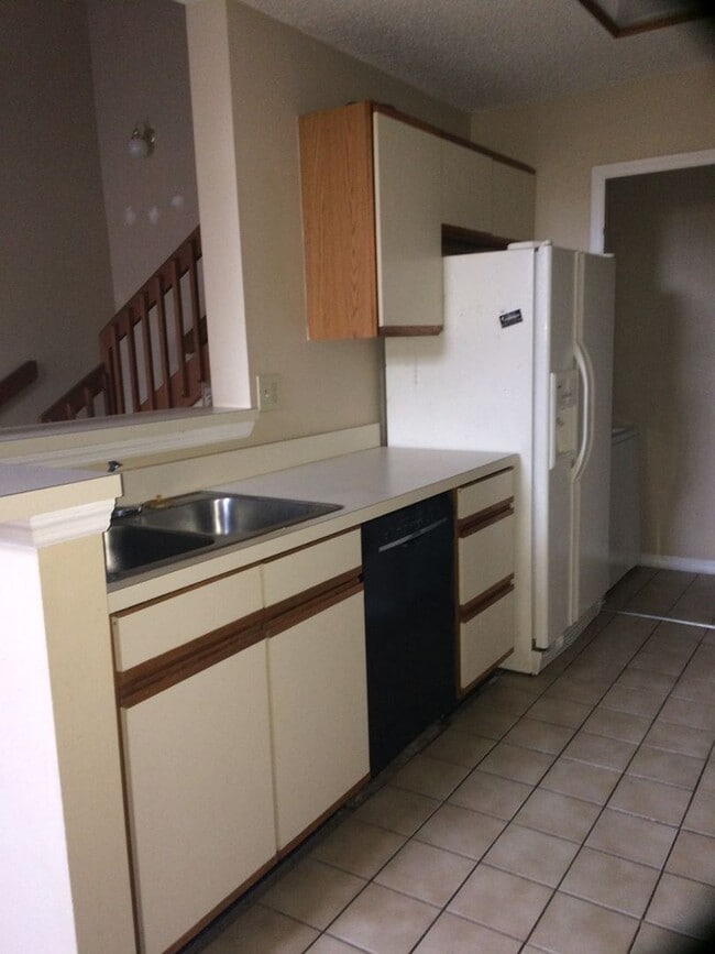 Building Photo - 2 br, 2 bath House - 630 STEAMBOAT COURT, ...