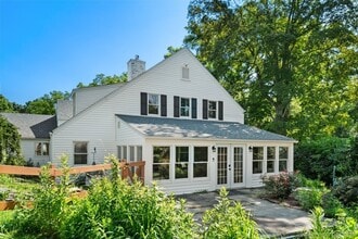 Building Photo - 120 Obtuse Hill Rd