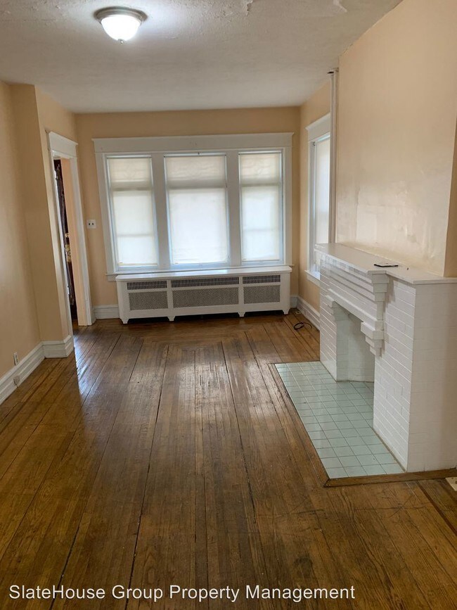 Building Photo - 3 br, 1.5 bath House - 1946 Chew St