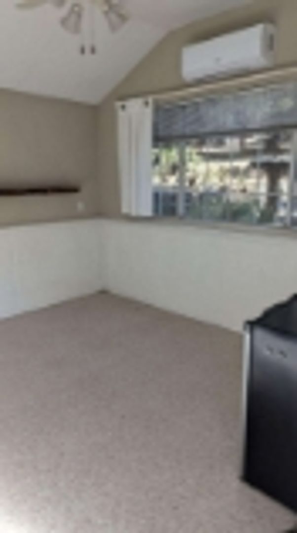 Foto del edificio - 197 Theall St