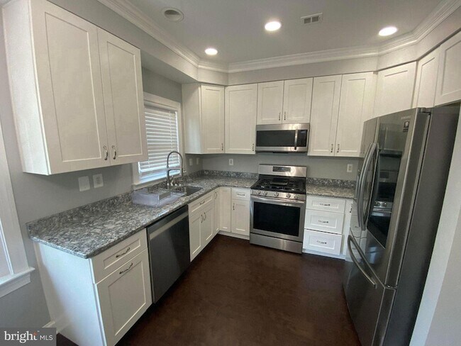 Foto del edificio - 2256 S Garfield St