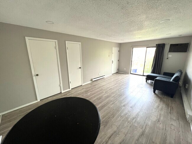 Foto del edificio - 342 Klein Creek Ct