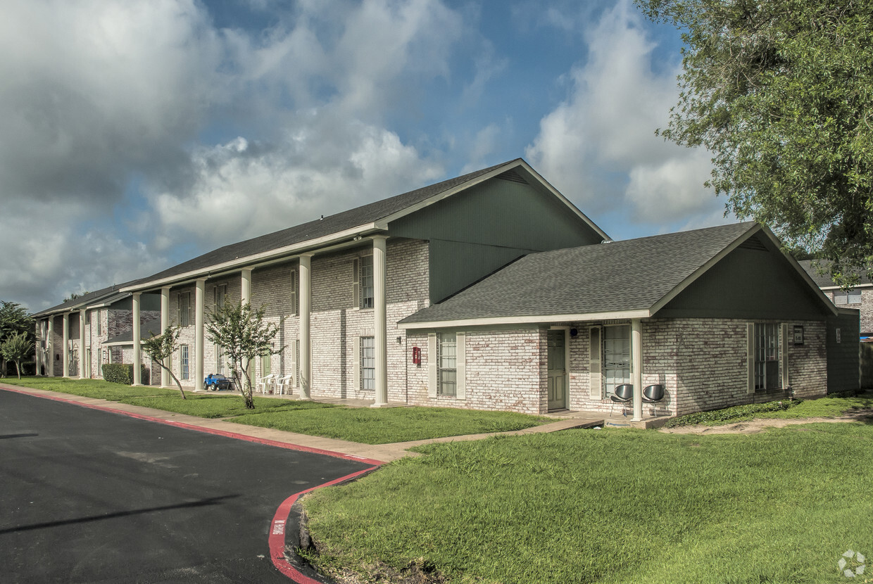 Building Photo - Timberline Forest