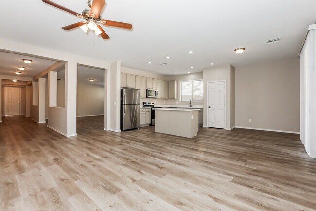 Foto del edificio - 6879 S Onyx Dr