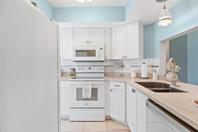 Foto del edificio - 2486 Caring Way