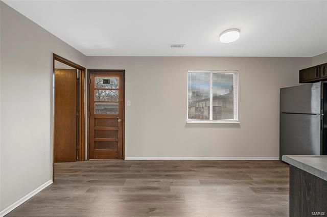 Building Photo - 15 E Rock Creek Manor