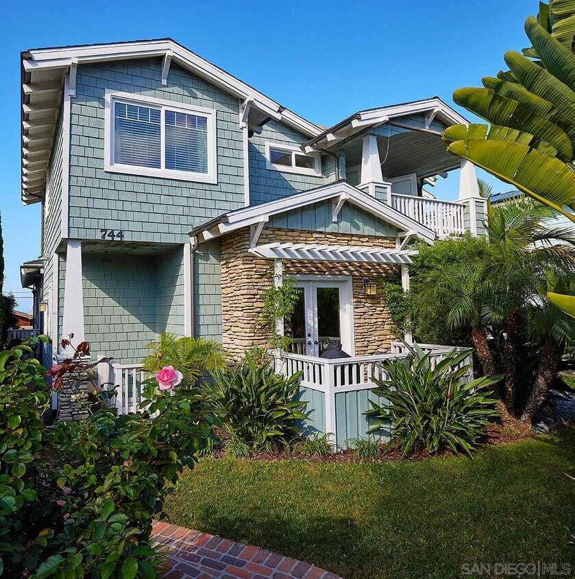 Foto principal - 744 Cornish Dr