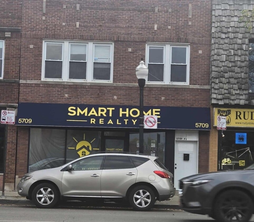 Primary Photo - 5709 W Irving Park Rd