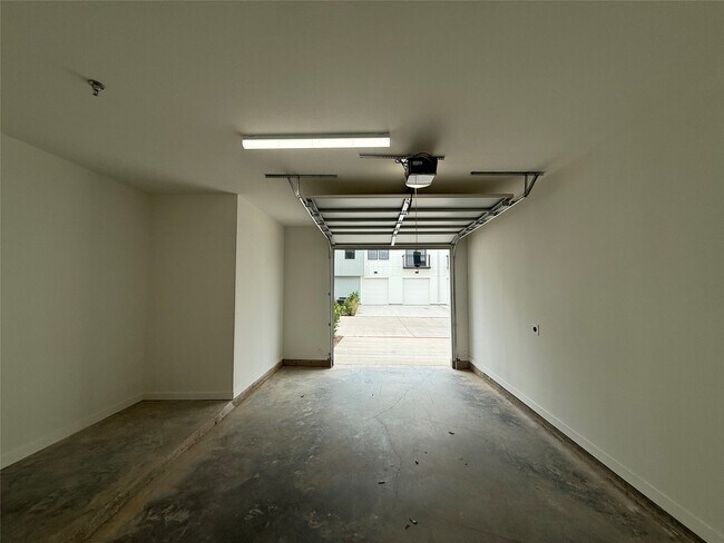 Foto del edificio - 1941 Sawdust Rd