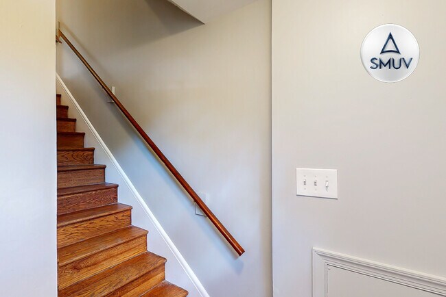 Foto del edificio - 8508 Chestnut Oak Rd