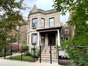 Building Photo - 3008 W George St