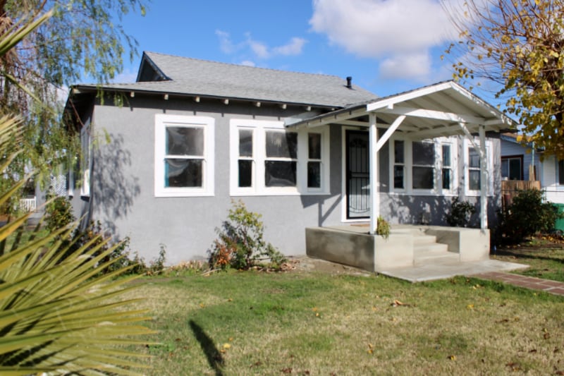 Primary Photo - 301 E Madera St