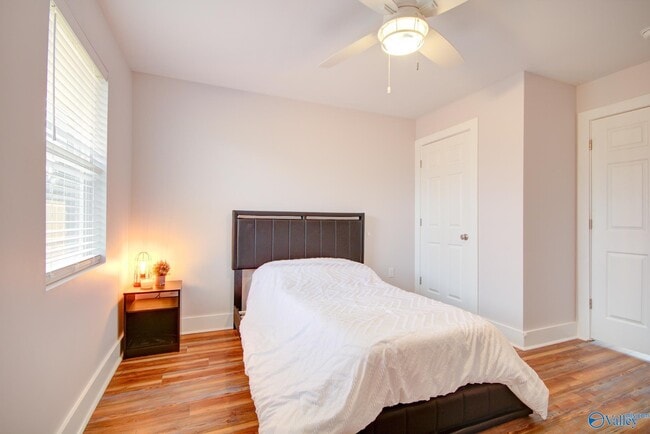 Foto del edificio - 4302 Knight Rd SW