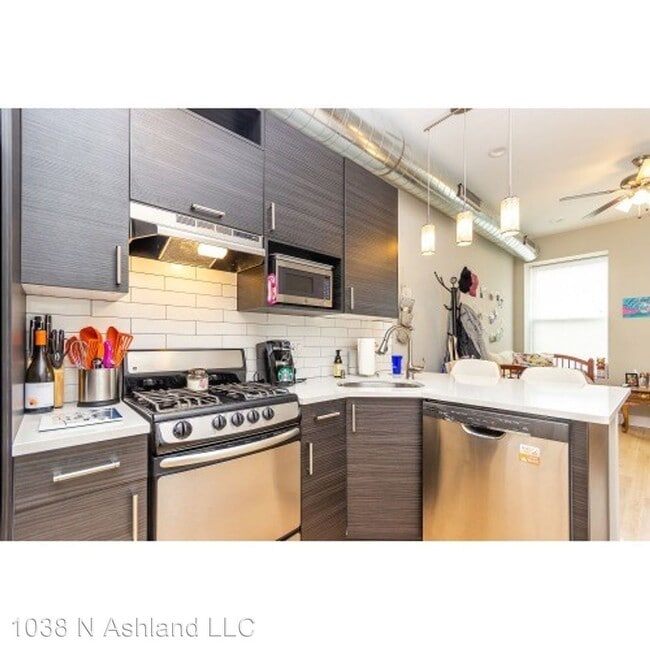 Building Photo - 1038 N Ashland Ave