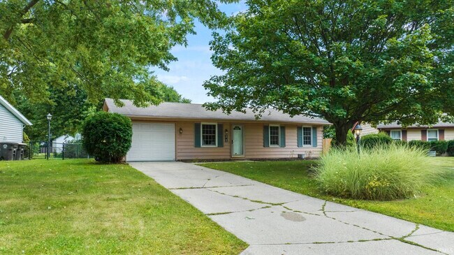 Foto del edificio - 2606 Sandarac Ln