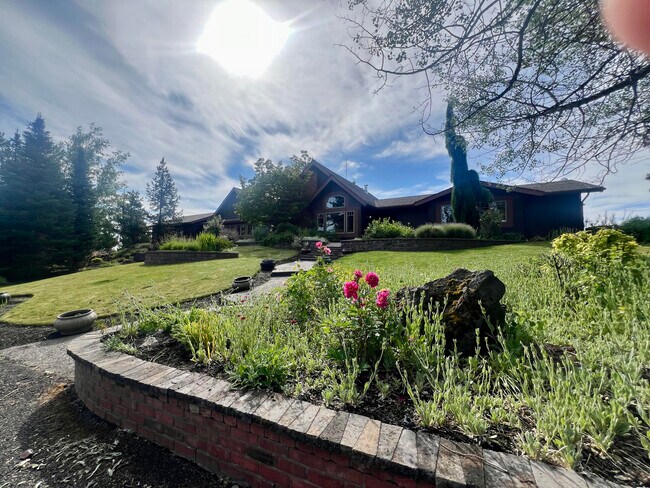 Foto del edificio - 63635 Johnson Rd