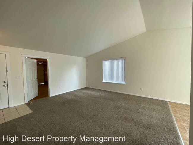 Foto del edificio - 3 br, 2 bath House - 822 SE Maui Lane