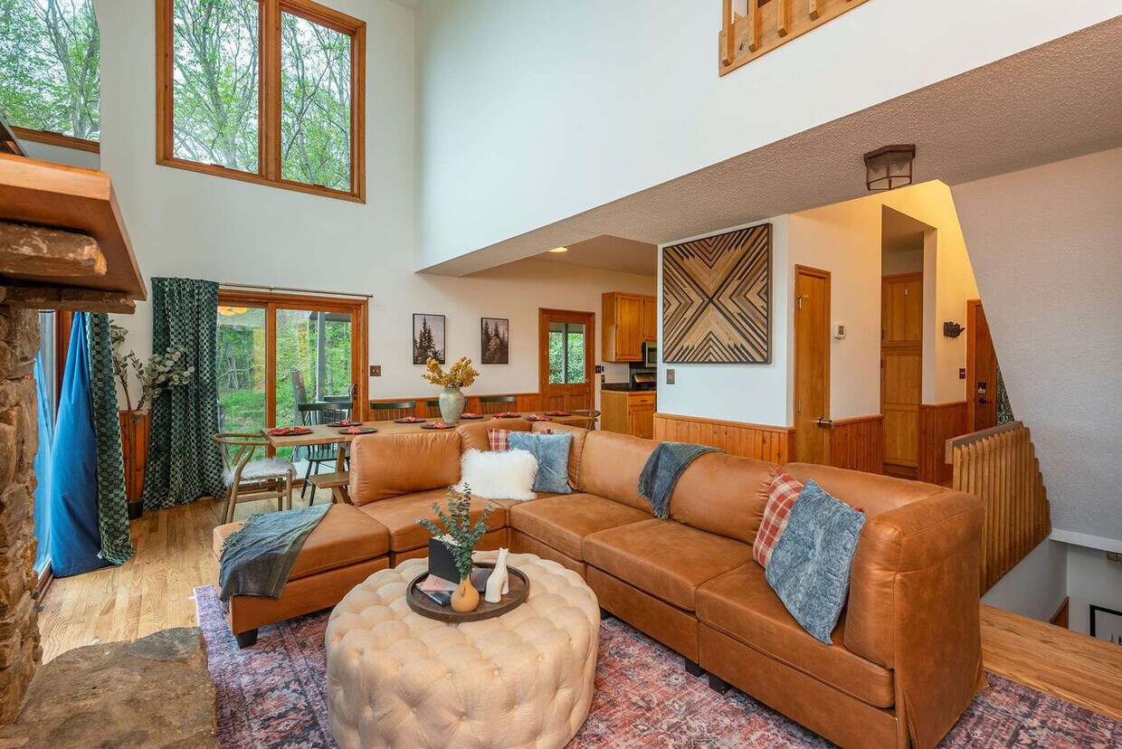 Foto principal - 36 Randall Dr