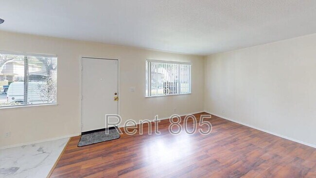 Foto del edificio - 2585 Anchor Ave