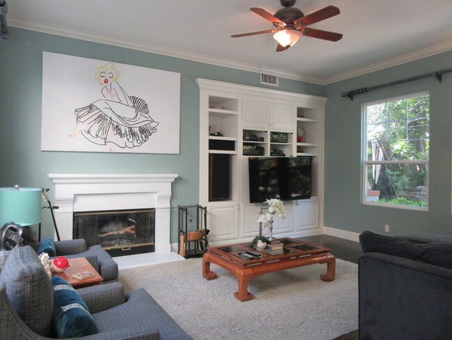 Building Photo - Marvelous 5 Bedroom House in Ladera Ranch!