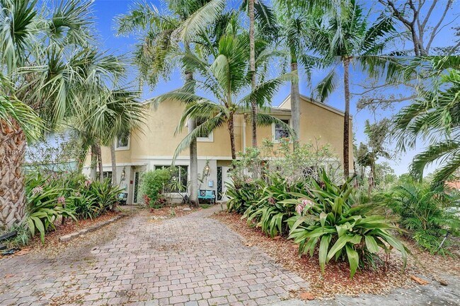 Foto del edificio - 307 SW 11th Ct