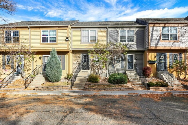 Photo - 2635 E Nichols Cir Townhome