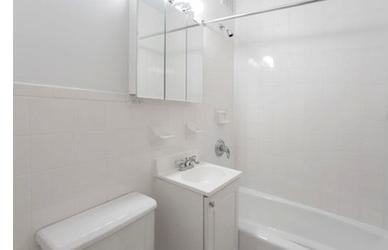 Building Photo - 505 E 88th St